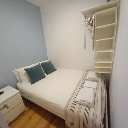 아파트 Cozy In Heart Of Bairro Alto *